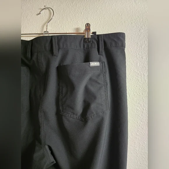 Eddie Bauer Active Capris Black - Picture 5 of 7